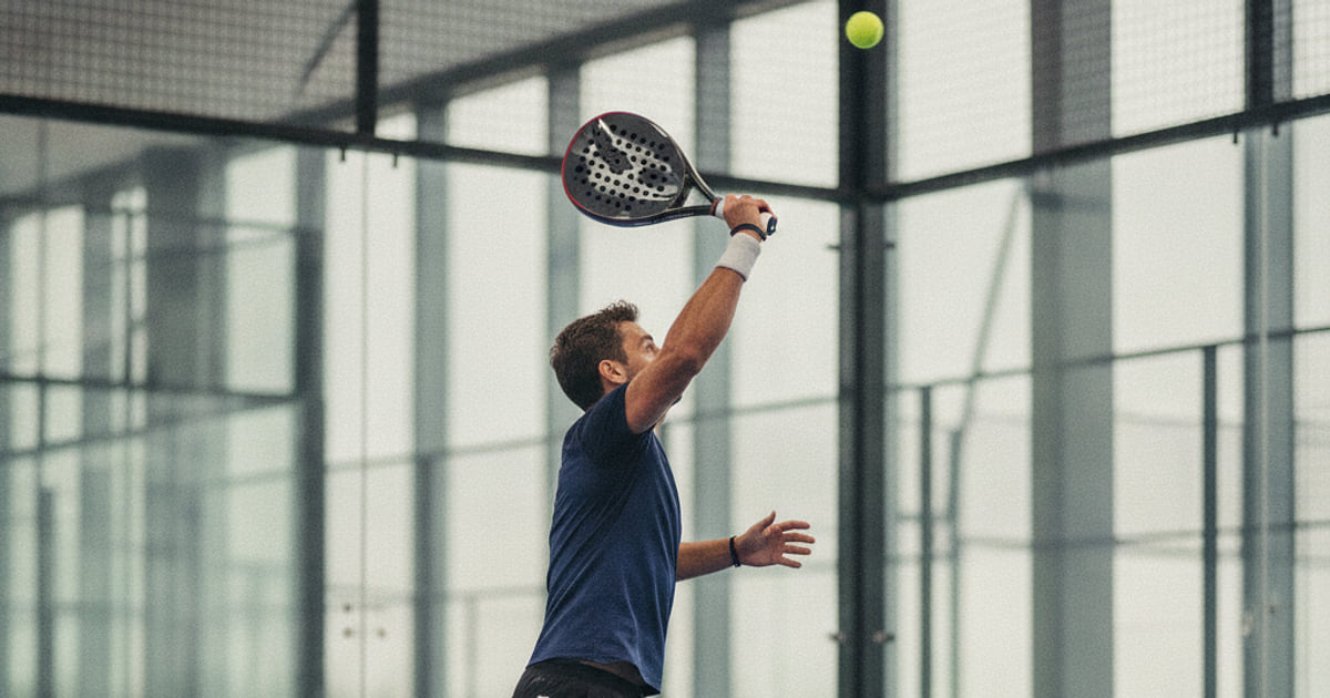 The Bandeja in Padel: A Complete Guide to the Shot That Holds the Net