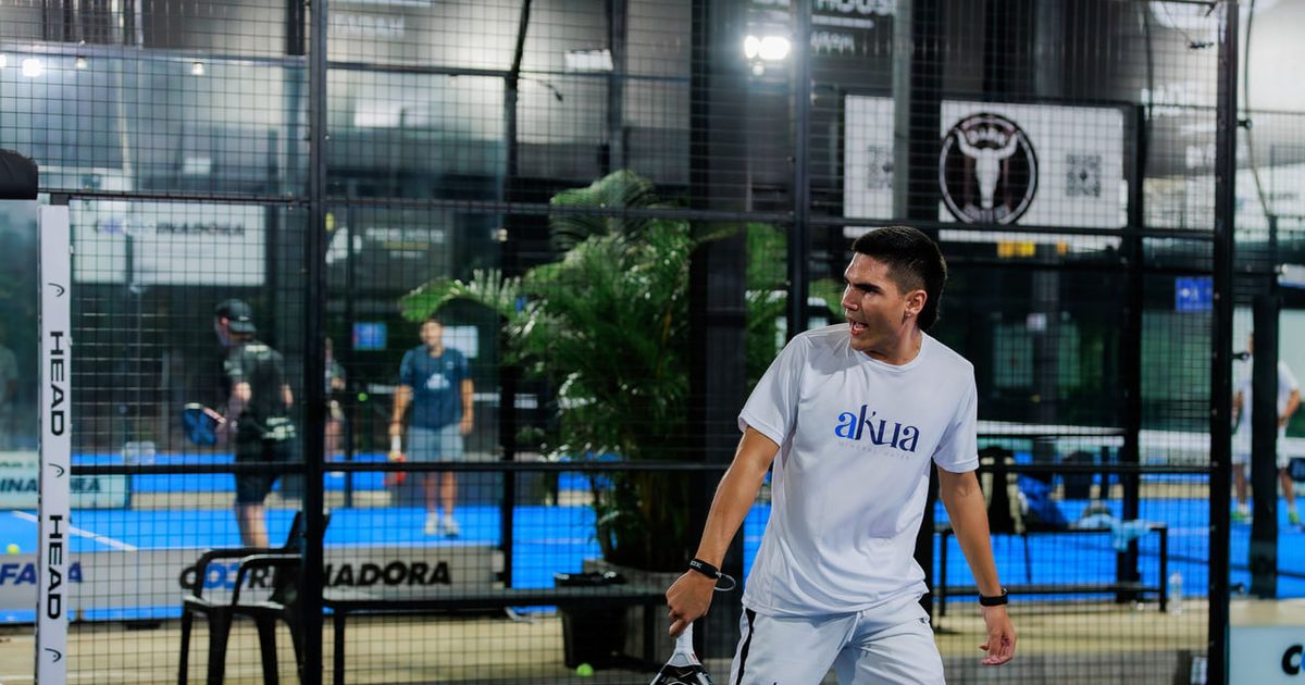 La víbora en pádel: domina el golpe de ataque por alto